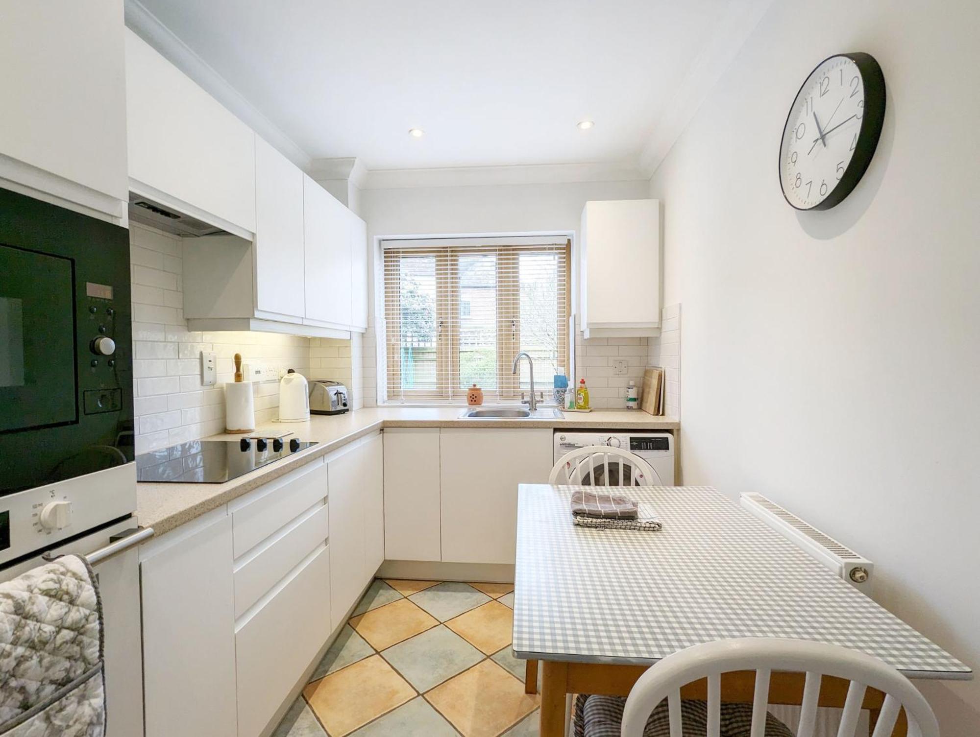 Wisteria Way, Tangmere Exterior photo